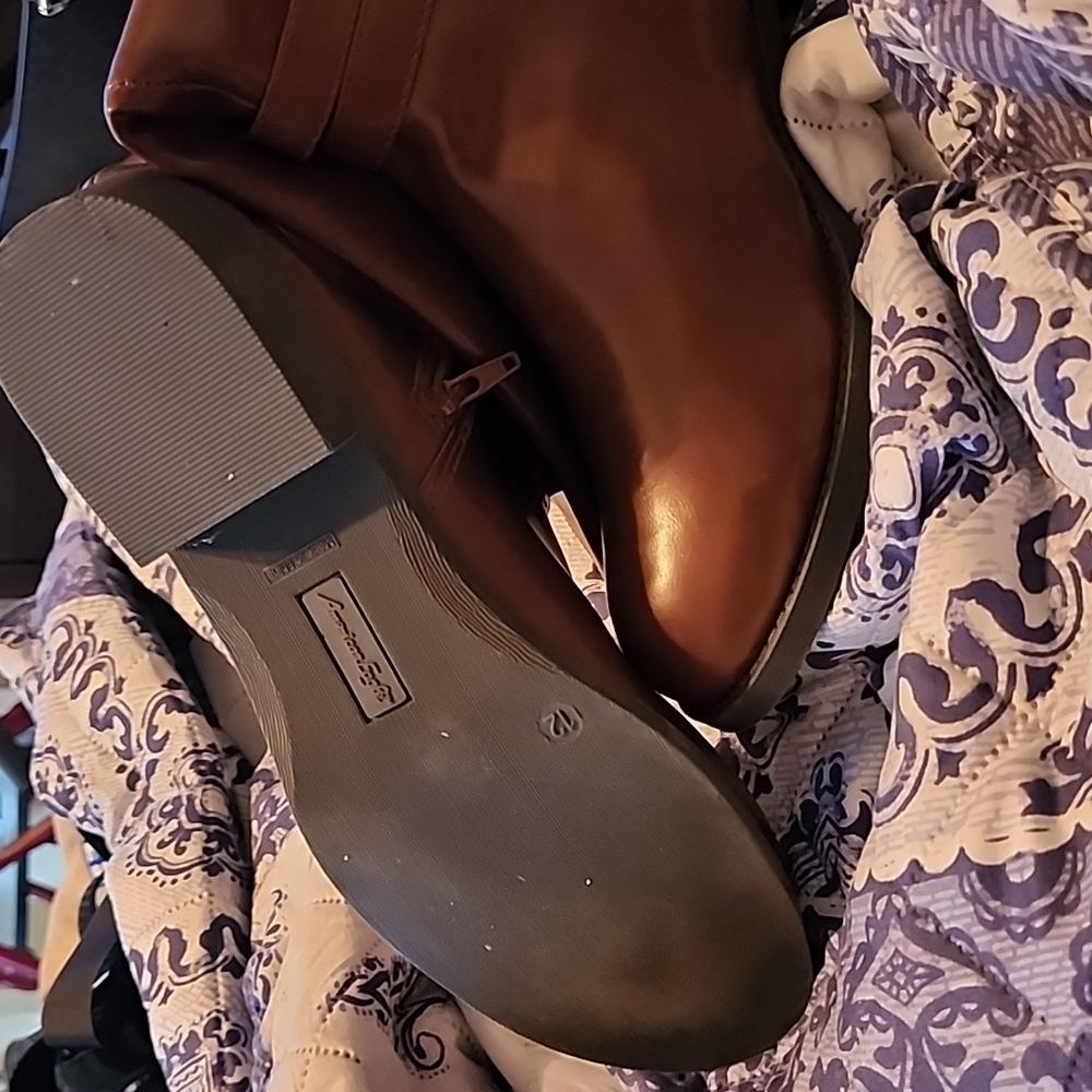 Brown boot - Picture 2 of 3